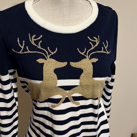 Reindeer Christmas t shirt. Sz PM, navy/white/gold - Picture 2 of 7